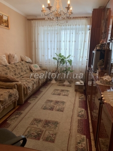 Продається 2 кімнатна квартира по вулиці Набережна