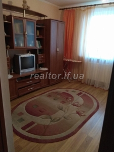 Продается 2 комнатная квартира по улице Подпечерская.