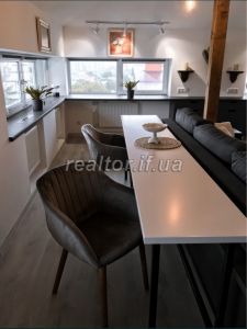 2 bedroom apartment for sale in Kalinova Sloboda with designer renovation