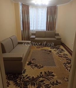Zum Verkauf steht eine 2-Zimmer-Wohnung in einem Neubau, bereit zum Wohnen in der Khimikiv-Straße