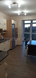 Eine 2-Zimmer-Wohnung zum Verkauf in einem neuen Gebäude in der Heroiv Mykolayeva Street