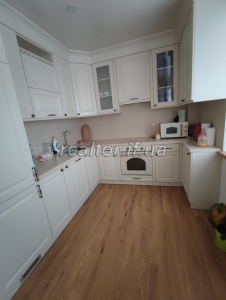 Renovated 2-room apartment for sale in a new building in the central part of the city