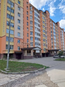 A 2-room apartment for sale on Khimikiv Street in the Lyceum 24 district