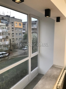 Продається 2 кімнатна квартира по вулиці Богдана Хмельницького