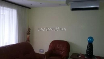 Продається 3 кімнатна квартира готова до проживання по вулиці Хоткевича