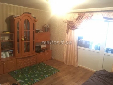 3 bedroom apartment for sale near park on Ukrainian Division Street in Ivasyuka-Nadrichna district