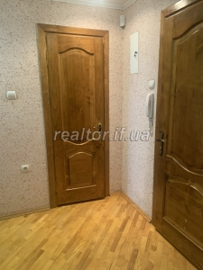 Prodayetsya_3_kimnatna_kvartyra_v_budynku_2006_roku_po_vulytsi_Halytska_v_raioni_Pasichna_22450_13_1686742629.jpeg