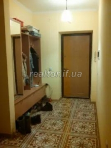 Продається 3 кімнатна квартира в гарному стані по вулиці Івасюка