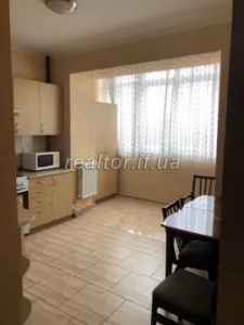 For sale 3 bedroom apartment in a quiet area of the city on the street Ceramics