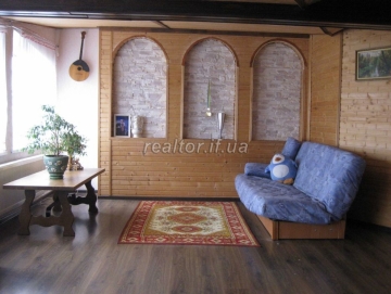 3-room apartment for sale with author«s renovation on Pulyuya Street
