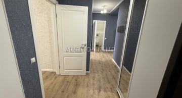 Prodayetsya_3_kimnatna_kvartyra_z_yakisnym_remontom_po_vulytsi_Natsionalnoyi_Hvardiyi_21890_13_1750346629.jpeg