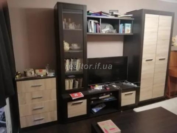 Продається 3 кімнатна квартира неподалік центру по вулиці Коновальця Євгена