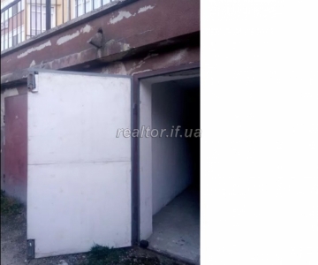 Продається гараж на вулиці Івасюка