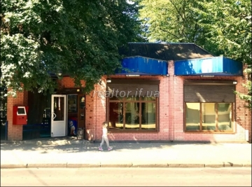 Gewerbeimmobilie zum Verkauf in der Chornovola Straße