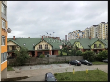 Продається квартира з частковим ремонтом за доступною ціною