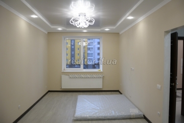 Продається квартира з сучасним євроремонтом по вулиці Стуса