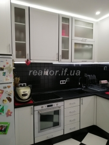 Продається однокімнатна квартира в новобудові з сучасним та якісним євроремонтом в районі Велмарту