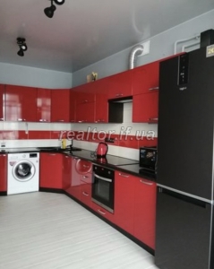 One-room apartment for sale in a new building with renovation near the center on the street of the National Guard