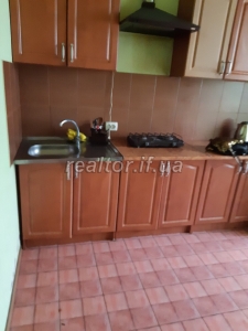 Studio for renovation on the street Halytska for sale