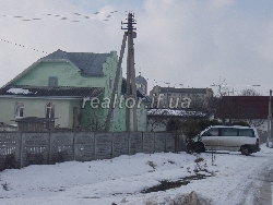 Продається особняк в центрі м. Тлумач разом з діючим бізнесом - магазин, кафе, сауна