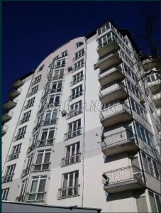 Penthouse zum Verkauf in der Nähe von Shevchenko Park