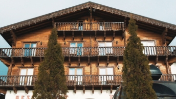 Prodayetsya_premialnyi_eko-hotel_v_Bukoveli_za_naikrashchoyu_tsinoyu_22543_1_1691762971.jpeg