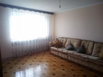 Продається простора 2 кімнатна квартира по вулиці 24 серпня