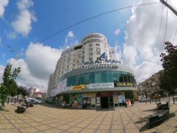 Geräumige 3-Zimmer-Wohnung zum Verkauf im Zentrum der Hetman Mazepa Straße