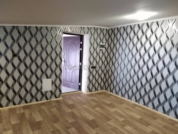 Geräumige Wohnung mit einem Schlafzimmer zum Verkauf mit Renovierung in einem neuen Gebäude in der Stadt Central