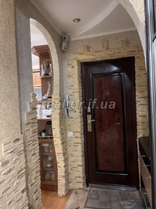 Prodayetsya_prostora_trokhkimnatna_kvartyra_z_remontom_po_vulytsi_Khotkevycha_poryad_Zorepadu_18687_9_1733482221.png