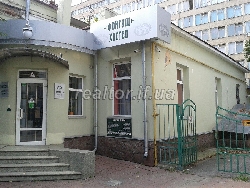 Продається приміщення під бізнес, фасадне