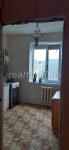 Three-room apartment on Parkova Street for sale