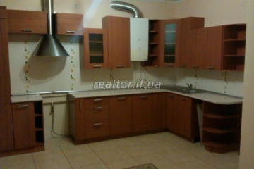 Продається велика 2 кімнатна квартира у новому будинку в районі Пасічна по вулиці Глібова