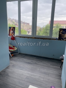 Prodayetsya_velyka_2_kimnatna_kvartyra_v_tsentri_mista_po_vulytsi_Mazepy_21502_10_1746541208.jpeg