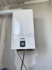 Prodayetsya_velyka_2_kimnatna_kvartyra_v_tsentri_mista_po_vulytsi_Mazepy_21502_16_1746541210.jpeg