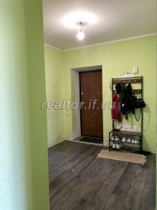 Prodayetsya_velyka_2_kimnatna_kvartyra_v_tsentri_mista_po_vulytsi_Mazepy_21502_23_1746541211.jpeg
