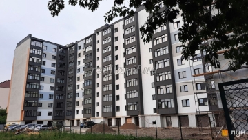 Продаж 1 кімнатної квартири неподалік центральної частини міста із незавершеним ремонтом