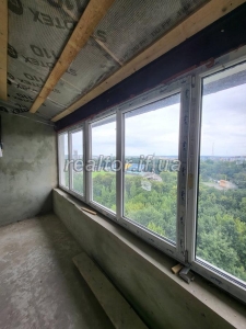 Prodazh_3_kimnatnoyi_kvartyry_bez_remontu_poruch_z_parkom_Shevchenka_23234_4_1724851753.jpeg
