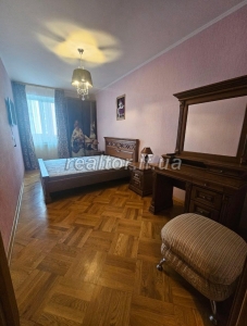 Prodazh_3_kimnatnoyi_kvartyry_z_remontom__v_tsentralnii_chastyni_mista_po_vulytsi_Pivdennyi_Bulvar_23945_11_1752839796.jpeg