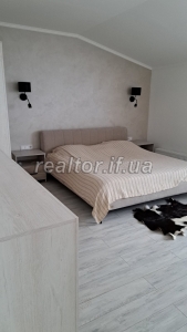 Prodazh__dvorivnevoyi_kvartyry__v_tsentralnii_chastyni_mista_poruch_z_miskym_parkom_im__Shevchenka_23470_26_1732713569.jpeg