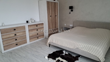 Prodazh__dvorivnevoyi_kvartyry__v_tsentralnii_chastyni_mista_poruch_z_miskym_parkom_im__Shevchenka_23470_28_1732713569.jpeg