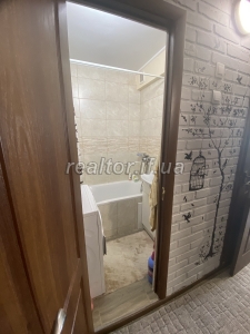 Prodazh__odnokimnatnoyi_kvartyry_z_remontom_po_vulytsi_Khotkevycha_23926_16_1751541686.jpeg