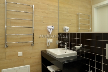 Prodazh_apartamentu_v_tsentri_hirskolyzhnoho_kurortu_Bukovel_-_HVOYA_22057_14_1668510990.jpeg