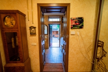 Prodazh_budynku_z_remontom_v_peredmisti_Ivano-Frankivska_-_Mykytyntsi__23534_0_1737467185.jpeg