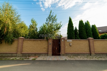 Prodazh_budynku_z_remontom_v_peredmisti_Ivano-Frankivska_-_Mykytyntsi__23534_12_1737467114.jpeg