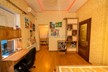 Prodazh_budynku_z_remontom_v_peredmisti_Ivano-Frankivska_-_Mykytyntsi__23534_1_1737467213.jpeg