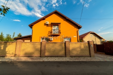 Prodazh_budynku_z_remontom_v_peredmisti_Ivano-Frankivska_-_Mykytyntsi__23534_2_1737467104.jpeg