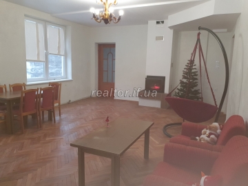 Sale of four bedroom apartment in the center of IVano Frankivsk on Copernicus Street