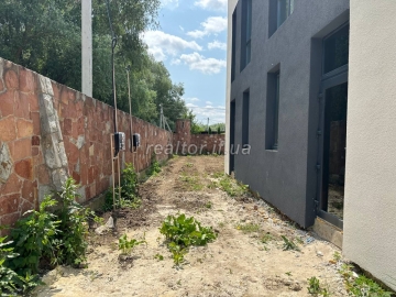 Prodazh_dupleksu_z_miskymy_komunikatsiyamy_v_seli_Vovchynets_vulytsya_Patriarkha_Volodymyra_23587_0_1749742472.jpeg