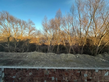 Prodazh_dupleksu_z_miskymy_komunikatsiyamy_v_seli_Vovchynets_vulytsya_Patriarkha_Volodymyra_23587_16_1740414097.jpeg